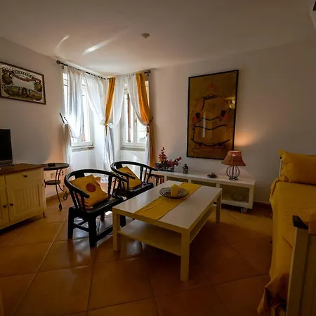 Appartement Sleek And Trendy Downtown Rovinj